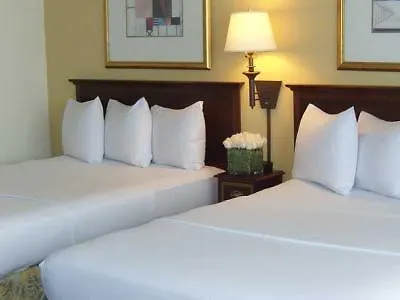 Aloft New York Laguardia Airport Hotel
