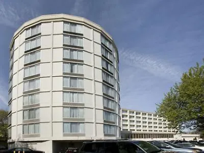 Aloft New York Laguardia Airport Hotel 3*,