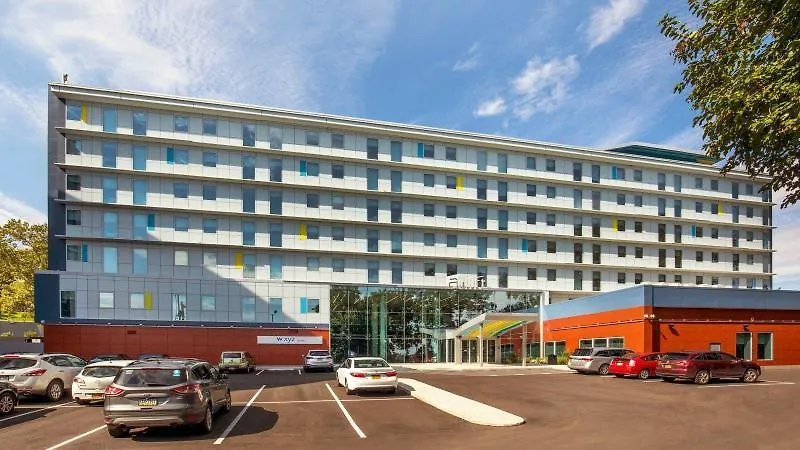 Aloft New York Laguardia Airport Hotel 3*,