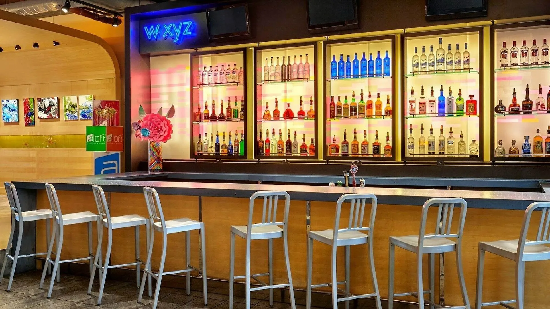 Aloft New York Laguardia Airport Hotel